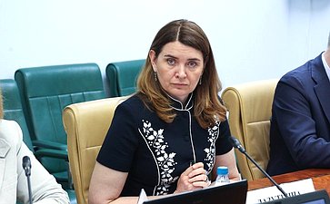 Юлия Лазуткина