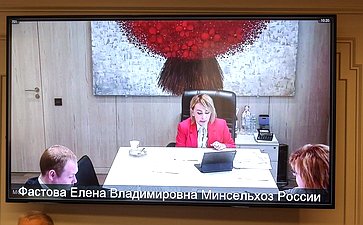 Расширенное заседание Комитета СФ по аграрно-продовольственной политике и природопользованию на тему «О развитии АПК и системы обращения твердыми коммунальными отходами Свердловской области»