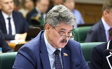 Анатолий Широков