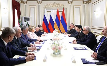 Встреча делегации Совета Федерации с Председателем Национального Собрания Республики Армения Аленом Симоняном