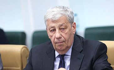 Совещание Комитета СФ по федеративному устройству, региональной политике, МСУ и делам Севера «Совершенствование системы саморегулирования в строительной отрасли»