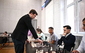 Инна Святенко и Сергей Карякин приняли участие в открытии шахматного клуба и совещании «Вовлечение участников СВО в физическую культуру и спорт»