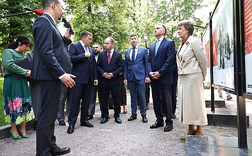 Николай Журавлев принял участие в открытии фотовыставки Российского экспортного центра «Экспорт во имя Победы»