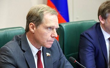 Андрей Кутепов