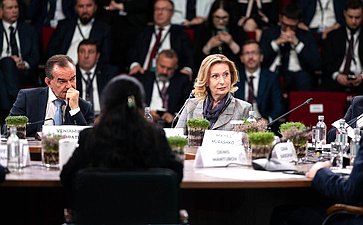 Инна Святенко