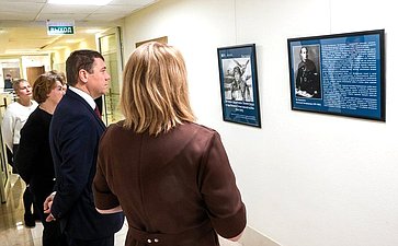 В Совете Федерации состоялось открытие выставки графических работ Яр-Кравченко «Лётчики — защитники в годы ВОВ»
