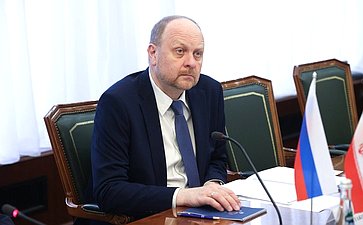Встреча заместителя Председателя Совета Федерации Константина Косачева с руководителем Организации Гостелерадио Исламской Республики Иран Пейманом Джебели
