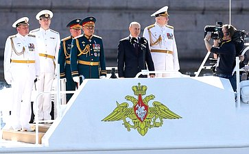 Президент Российской Федерации, Верховный Главнокомандующий Владимир Путин принял Главный военно-морской парад