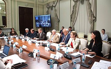 Круглый стол на тему «Укрепление культурного суверенитета Российской Федерации в контексте формирования полицентричного миропорядка. Проблема западоцентричности современной массовой культуры»