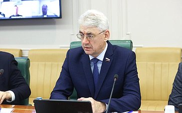 Виктор Калашников