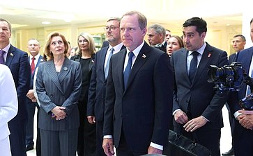 Открытие в Совете Федерации выставки Министерства энергетики РФ «Векторы развития энергетики — импульс для будущего России»