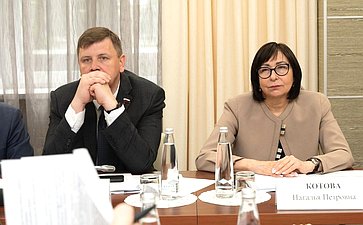 Лилия Гумерова провела круглый стол на тему «О государственной политики в области защиты, поддержки и развития русского языка». Мероприятие состоялось на площадке Государственного института русского языка имени А.С. Пушкина