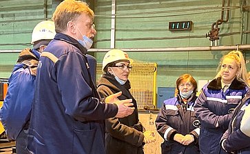 Татьяна Кусайко встретилась с работниками судоремонтного завода «Нерпа»