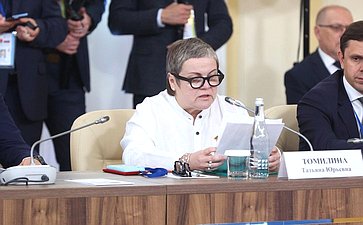 Встреча Председателя СФ Валентины Матвиенко и Председателя Совета Республики Национального собрания Республики Беларусь Натальи Кочановой с руководителями органов государственной власти субъектов Российской Федерации и регионов Республики Беларусь