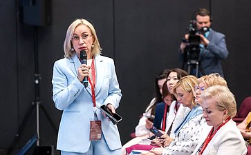 Сессия Женского делового альянса БРИКС «БРИКС: новая точка отсчета»