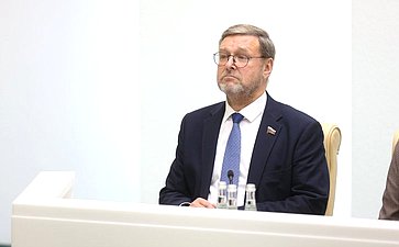 Константин Косачев