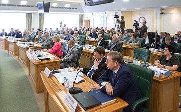 Парламентские слушания на тему «Об актуальных вопросах законодательного регулирования железнодорожных перевозок»