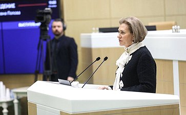 Руководитель Федеральной службы по надзору в сфере защиты прав потребителей и благополучия человека Анна Попова