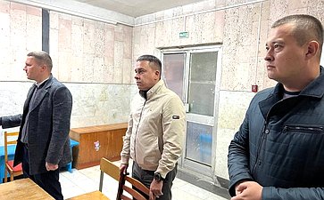 Айрат Гибатдинов вместе с депутатами регионального Законодательного собрания посетил ряд районов области, где провел встречи с жителями