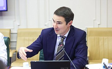 Круглый стол на тему «О перспективах развития и мерах поддержки территорий с высоким научно-техническим потенциалом»