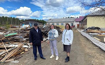 Елена Шумилова в рамках поездки в регион проконтролировала ход капитального ремонта образовательных объектов