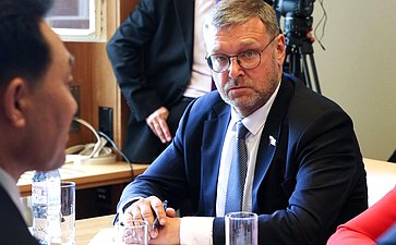 Константин Косачев