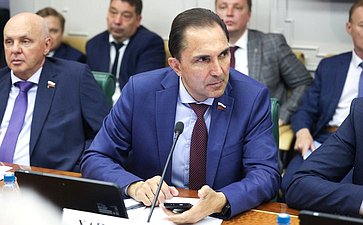Андрей Хапочкин