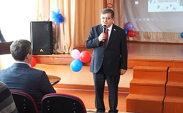 Владимир Джабаров проголосовал в Биробиджане на выборах Президента России