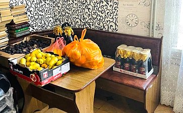 Игорь Кастюкевич привез обогреватели и увлажнители воздуха в Новокиевский детский дом и Гериатрический пансионат Чаплынки