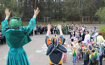 Сенаторы приняли участие в мероприятиях Всероссийского дня эколят в регионах РФ