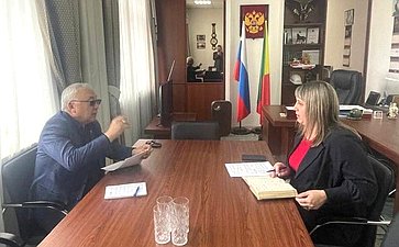 Баир Жамсуев в рамках региональной недели встретился с жителями в ходе традиционного личного приема