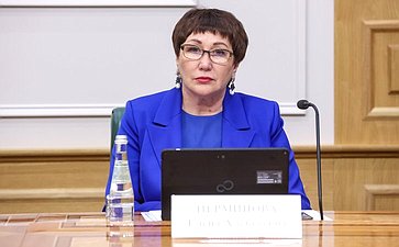 Елена Перминова