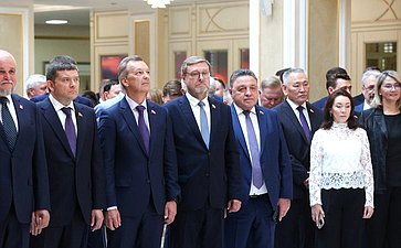 Открытие в Совете Федерации выставки Министерства энергетики РФ «Векторы развития энергетики — импульс для будущего России»
