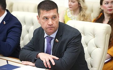 Андрей Чернышев