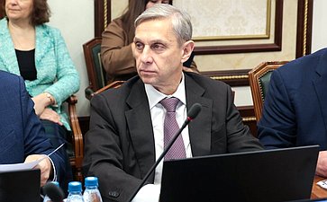 Андрей Сережников