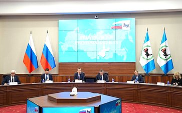 Сенаторы приняли участие в совещании по строительству школы в г. Братске