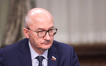 Олег Цепкин