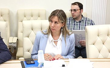 Круглый стол Комитета СФ по экономической политике на тему «Перспективы и проблемы роботизации производственных процессов»