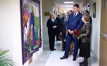 Выставка гобеленов Н. Озерной в Совете Федерации