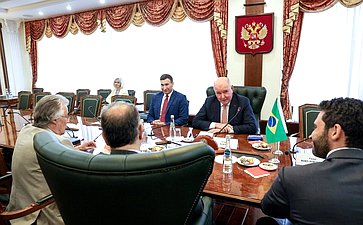 Председатель Комитета СФ по международным делам Григорий Карасин провел встречу с Послом Бразилии в России Родриго Соаресом