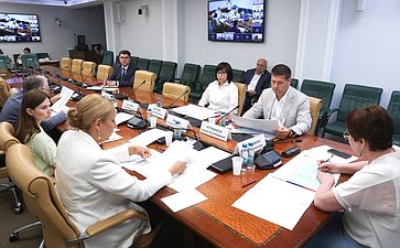 Совещание Комитета СФ по социальной политике «Строительство объектов здравоохранения, находящихся на контроле в Совете Федерации»
