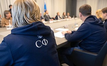 Встреча сенаторов РФ с Губернатором Псковской области Михаилом Ведерниковым и обсуждение актуальных вопросов социальной политики в регионе