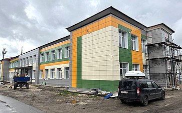 Айрат Гибатдинов проверил ход ремонта социальных объектов Ульяновского района