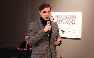 В Москве в Музее Победы на Поклонной горе состоялось мероприятие, посвященное вопросам сохранения исторической памяти в рамках программы экспедиции «Непокоренные»