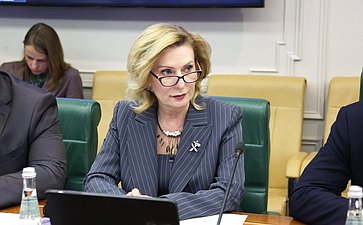 Инна Святенко