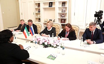 Валентина Матвиенко провела встречу с Председателем Сената Парламента Республики Экваториальная Гвинея Марией Тересой Эфуа Асангоно