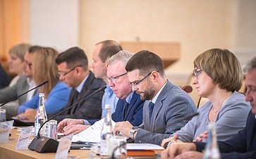 Выездное заседание Комитета СФ по науке, образованию и культуре «Целевое обучение как эффективный механизм подготовки кадров и их закрепления на рынке труда: опыт Смоленской области»