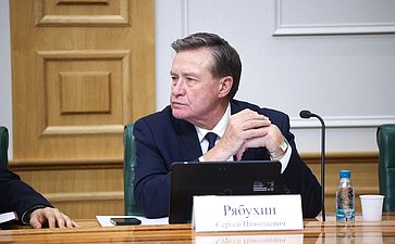 Сергей Рябухин