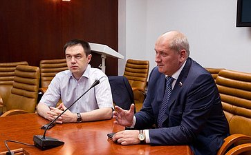 А. Кажаров и М. Хапсироков встретились c выпускниками-отличниками московских вузов