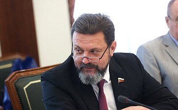 Андрей Деркач